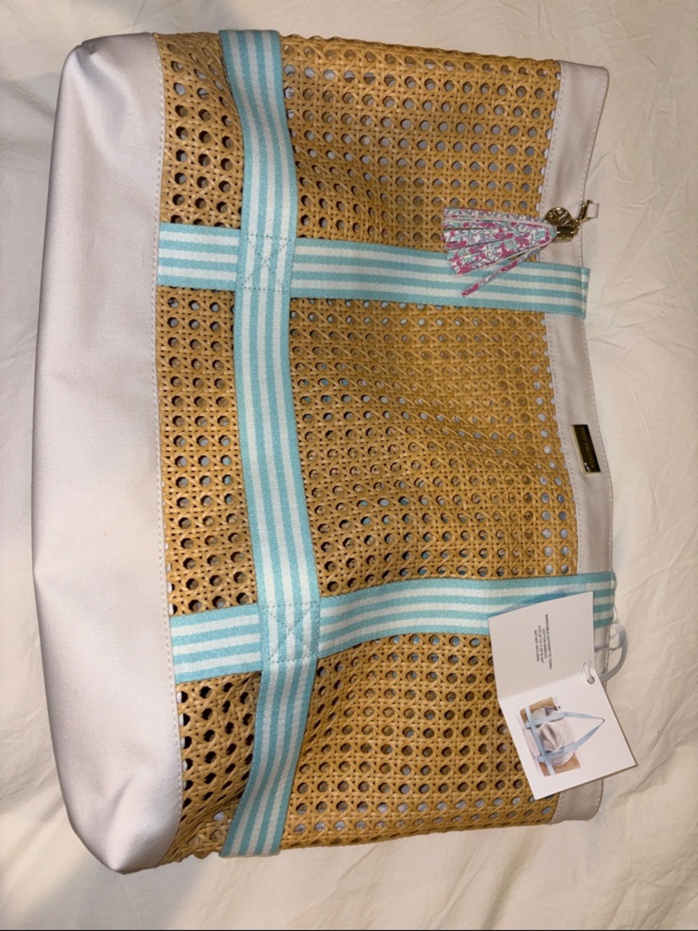 Lilly Pulitzer ⭐️NWT⭐️Woven Straw Tote with White Trim & Aqua Straps - Picture 4 of 5